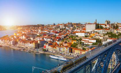 Körutazás Észak-Spanyolországtól Baszkföldön át Portugáliába, repülőjeggyel, illetékkel