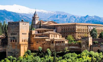 Nagy körutazás Andalúziában, repülőjeggyel, illetékkel, reggelivel, kóstolókkal, idegenvezetéssel